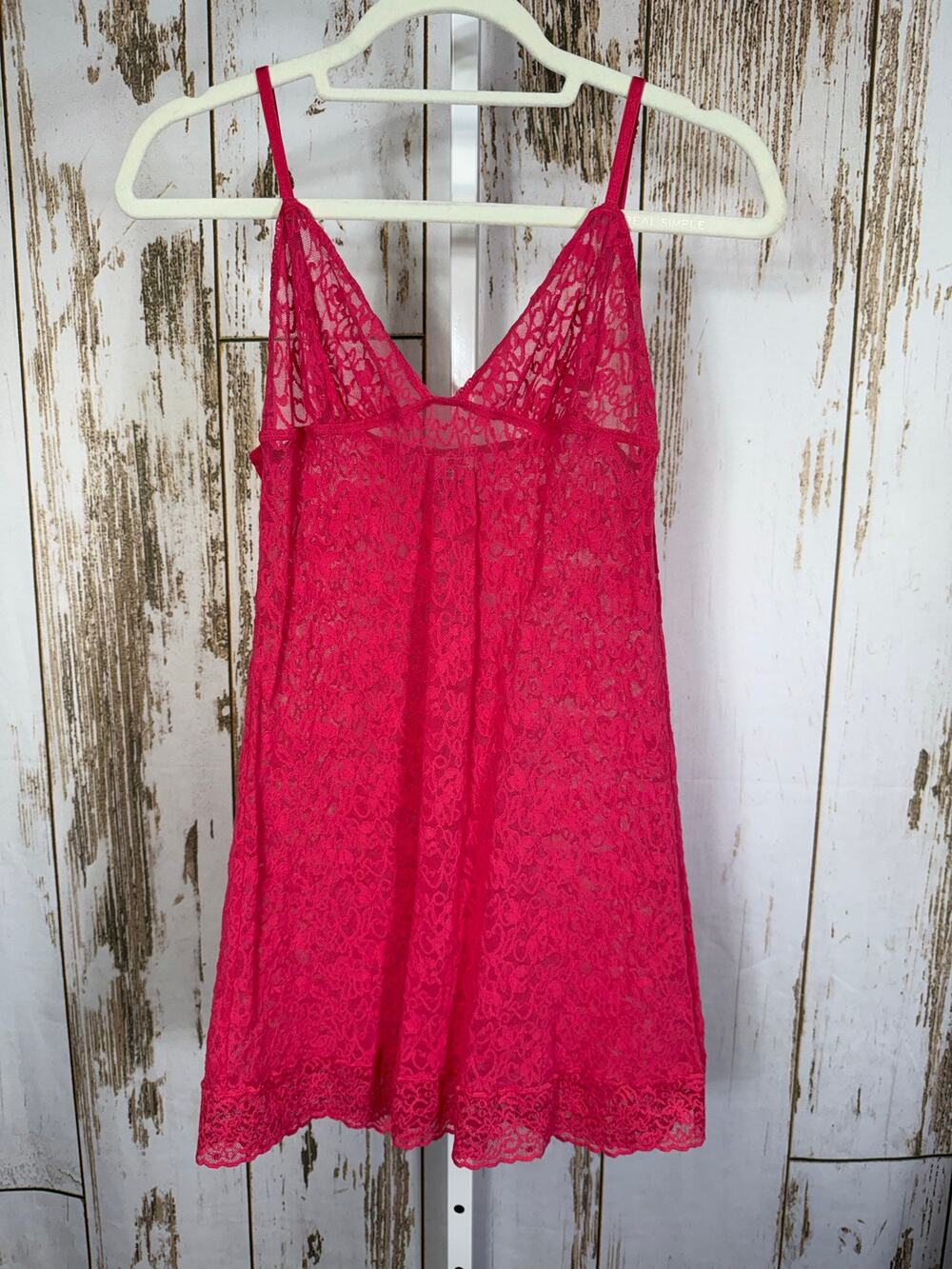 Victoria's Secret, Coral Pink Lacey Camisole. Size Large. Excellent condition!